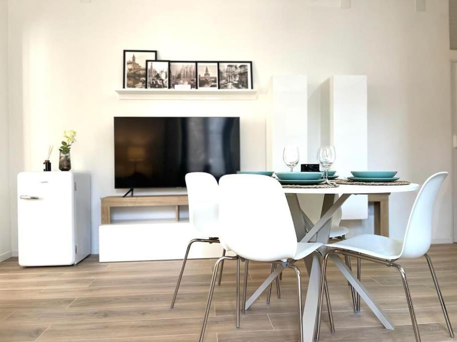 Dream House Argonne "Appartamento Nel Centro Di Milano" Экстерьер фото
